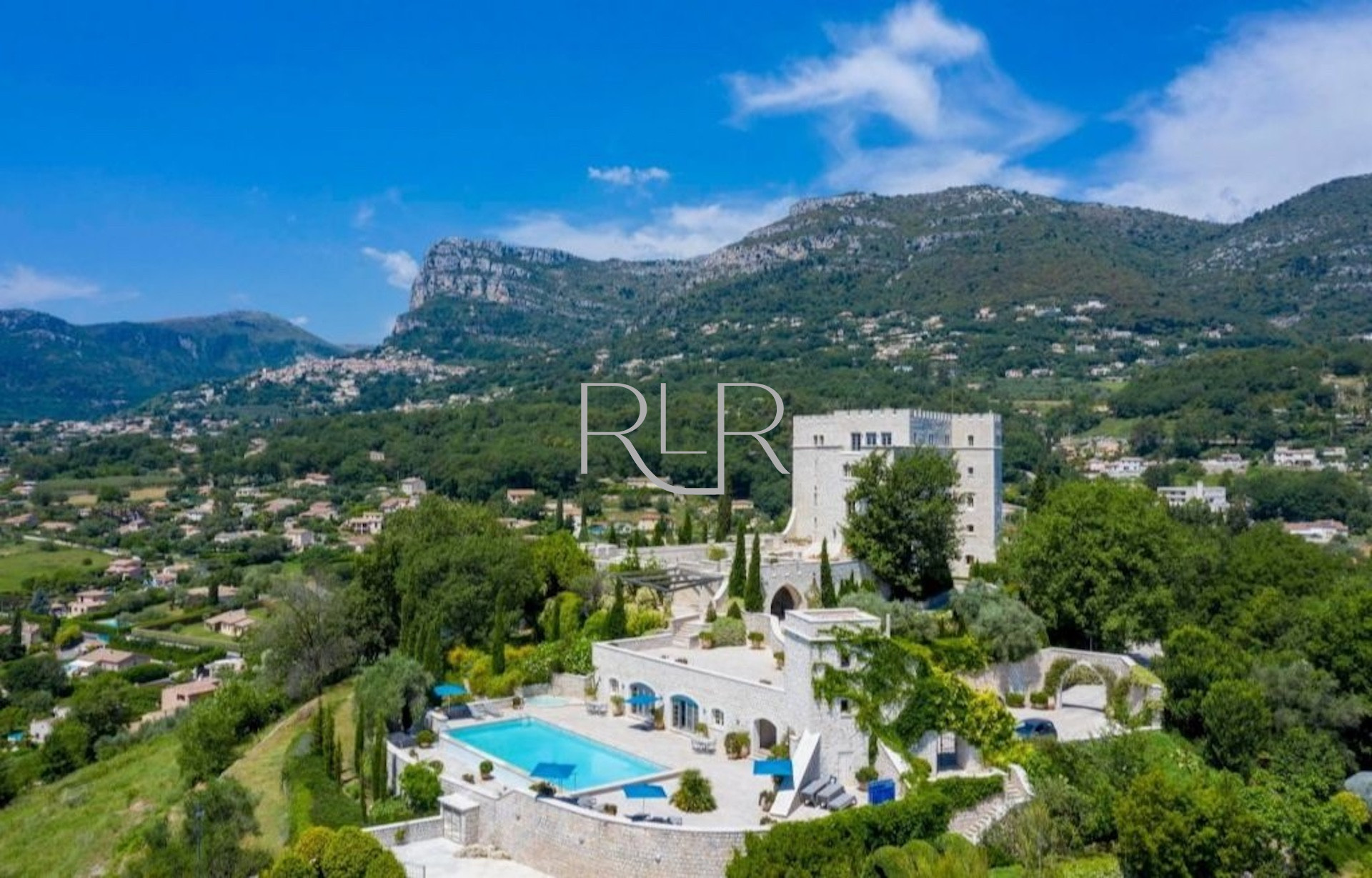 Villa/Dettached house in Saint Paul de Vence - Château des Vallées