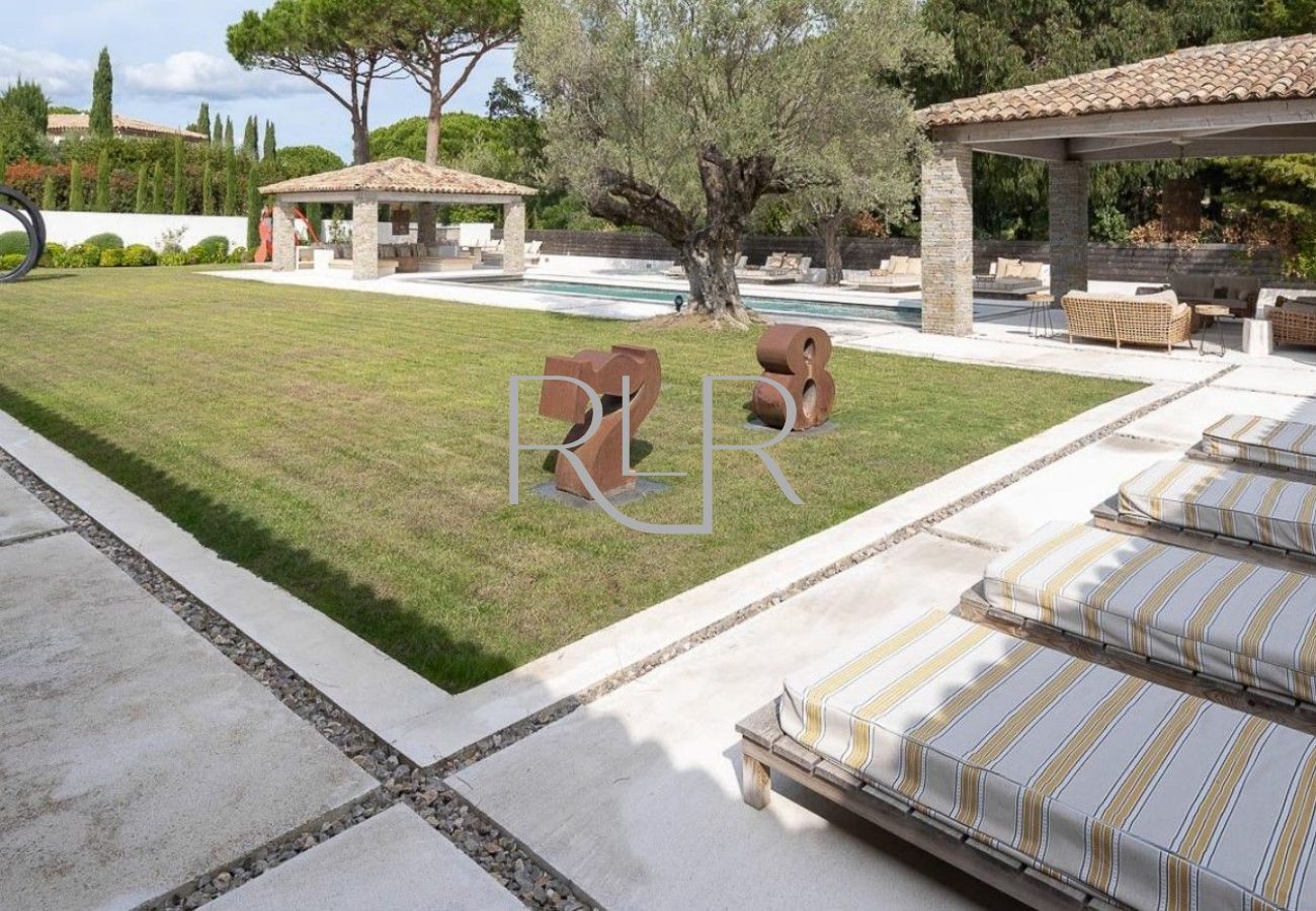 Villa in Saint-Tropez - Villa Sandstone