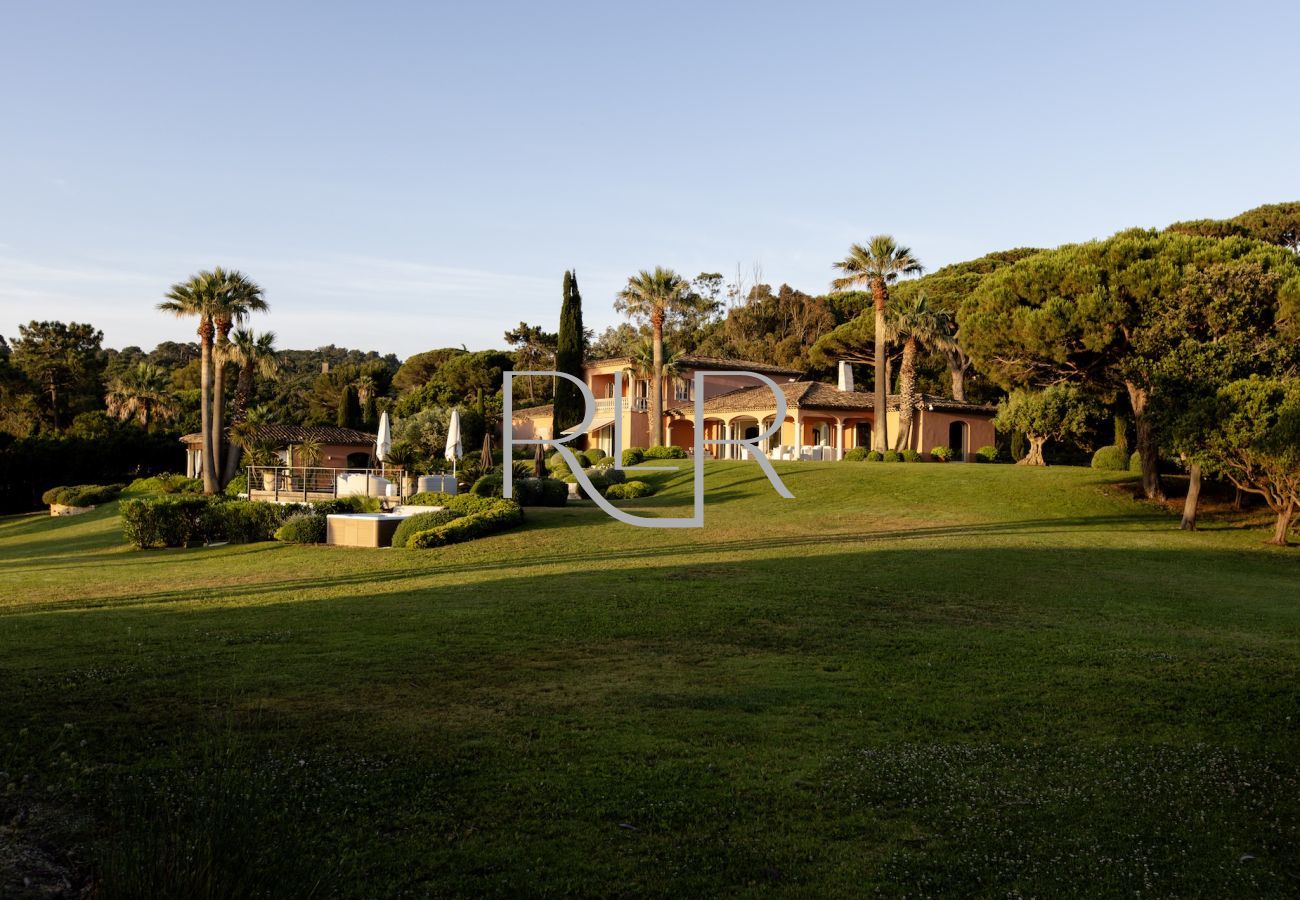 Villa in Saint-Tropez - Villa Crystal