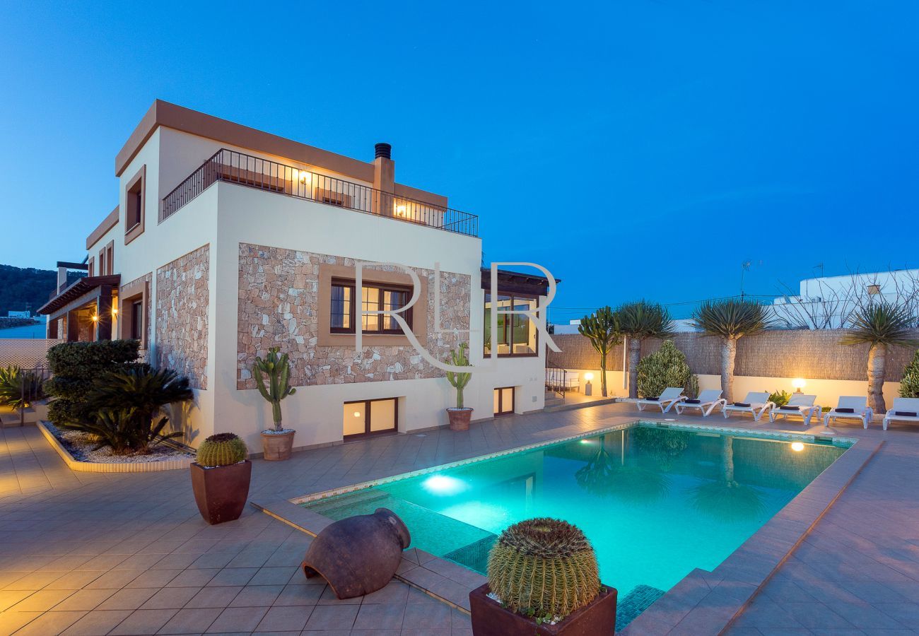 Villa in Ibiza / Eivissa - Villa Amaranthine