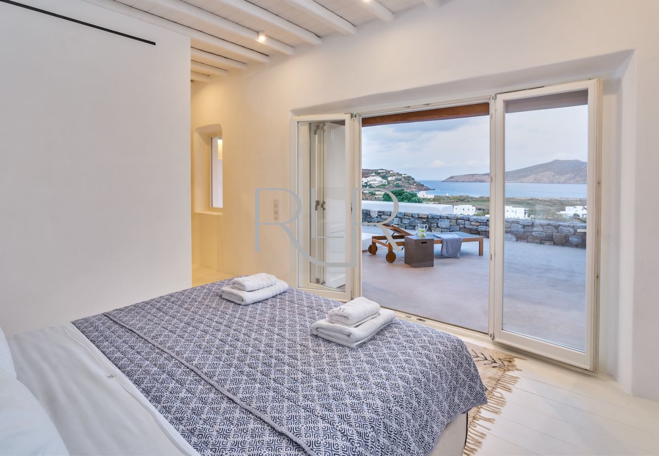 Villa in Mykonos - Villa Thalassa